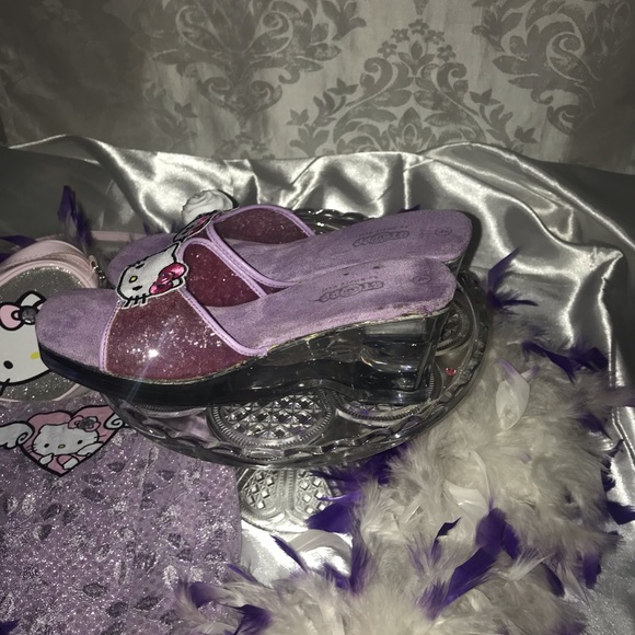 Rare🦄 adorable y2k custom hello kitty shoes with 🌈 light up heels🌈 - Picture 11 of 15